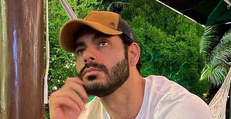 BBB21: Mansão, carro de luxo e cinema ao ar livre, conheça a vida boa do sertanejo Rodolffo em Goiânia