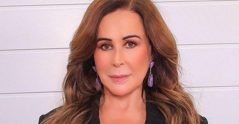 Aos 62 anos, Zilu Camargo dispensa sutiã e exibe decote profundo ao eleger produção matadora: “Merece ser aplaudida”