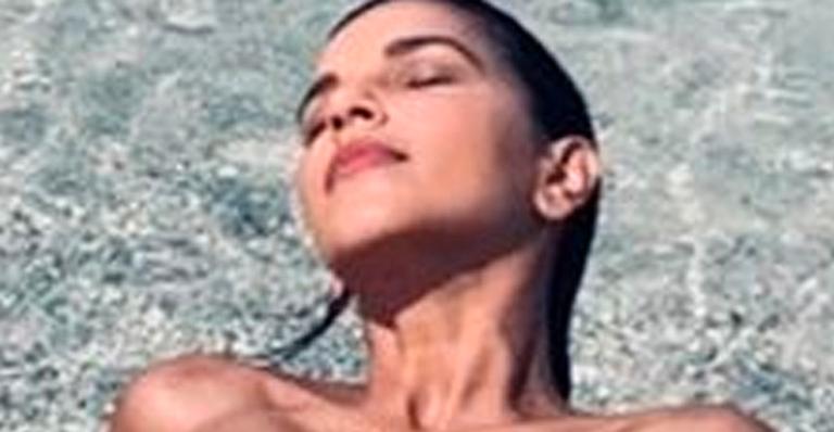 Mariana Rios dispensa parte de cima do biquíni e exibe corpão ao sol: “Sexy sem ser vulgar”