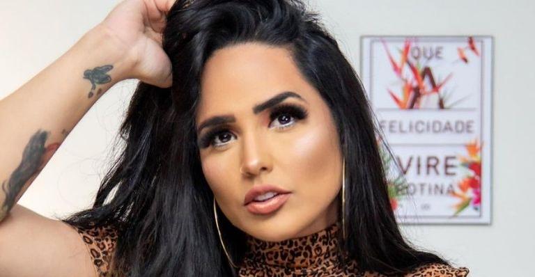 Aos 32 anos, Perlla exibe antes e depois de botox e resultado choca web: “Diferença absurda”