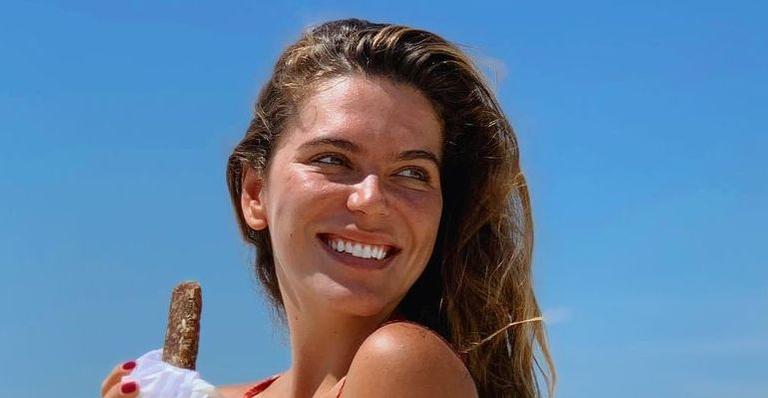 Mariana Goldfarb elege biquíni fininho e ostenta silhueta exuberante nas redes sociais: “Espetáculo”