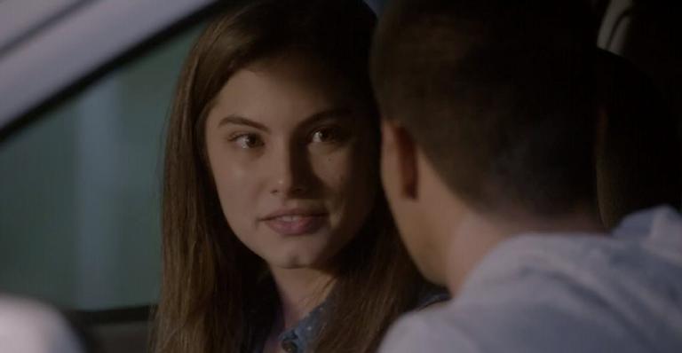 Malhação-Sonhos: Bianca é surpreendida com o pedido de namoro de Duca