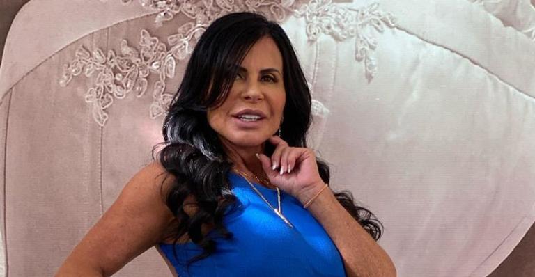 Aos 61 anos, Gretchen deixa web sem fôlego ao exibir cinturinha micro e pernões torneados: ”Monumento”