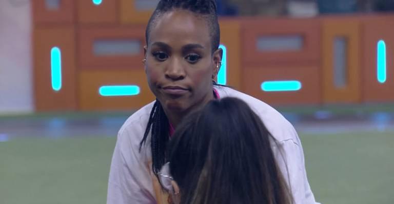 BBB21: Selou a paz? Karol Conká se reaproxima de Juliette após dias de perseguição: “Não quero te magoar”