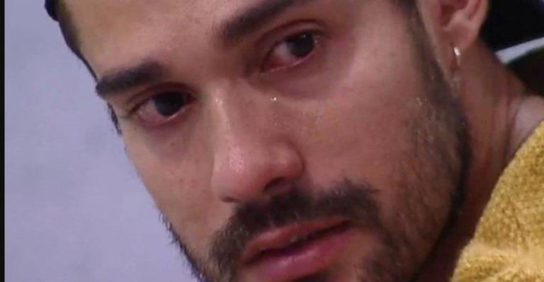 BBB21: Mãe de Arcrebiano se revolta com comportamento de Karol Conká: “Minha vontade era entrar naquela casa”