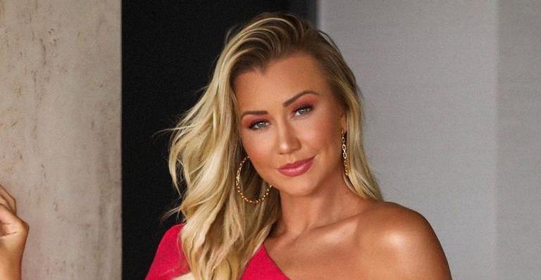 Luxo! Esposa de Roberto Justus mostra closet luxuoso e coleção de peças grifadas chama a atenção
