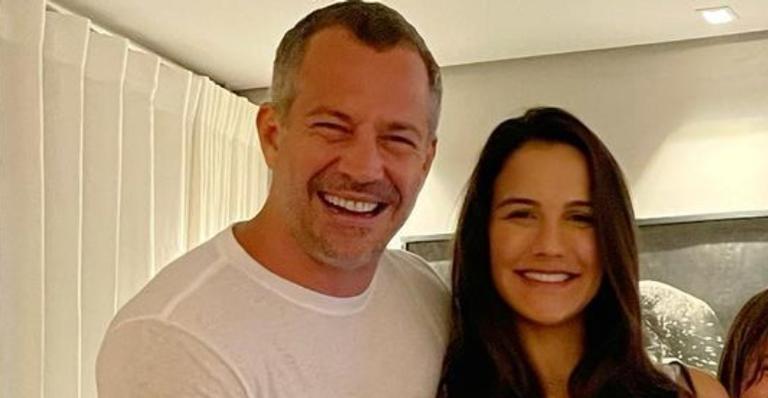 Malvino Salvador e Kyra Gracie apresentam rostinho do recém-nascido: ”Que olhos são esses?”