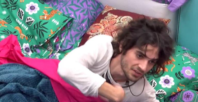 BBB21: Fiuk reclama de brother durante roda de samba e desabafa: ”Fiquei triste”