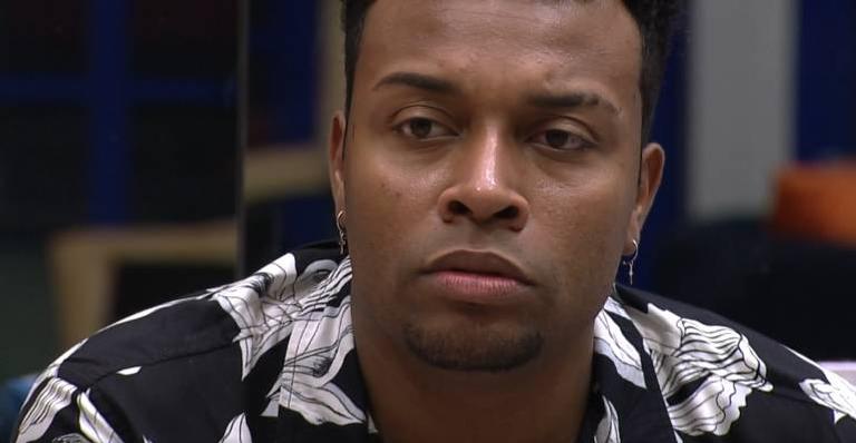 BBB21: Nego Di perde a paciência com atitudes de Karol Conká e desabafa: “Tá com mania de perseguição”
