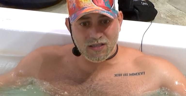 BBB21: Caio se revolta com críticas de Fiuk após cantoria na festa e detona: “Vai tomar no c*”