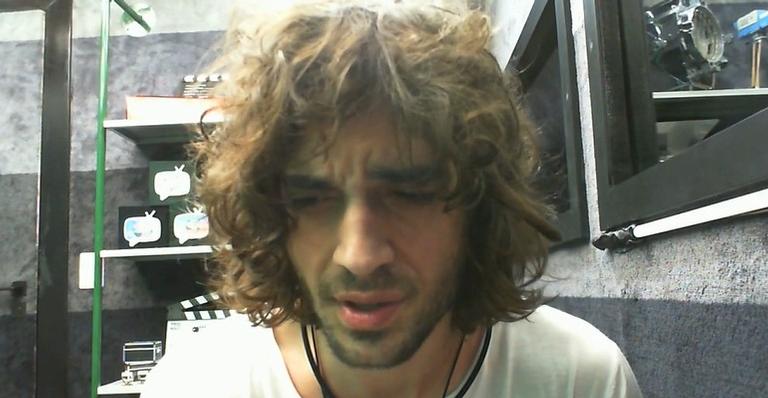 BBB21: Fiuk não engole veto da Prova do Líder e detona Arthur: “Maior falso”