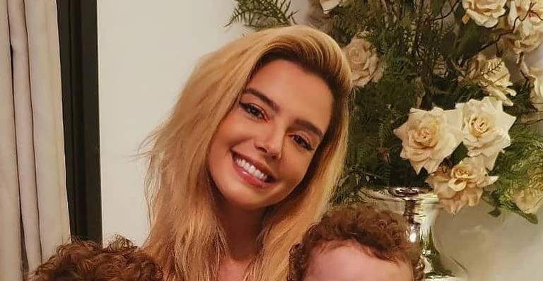 Giovanna Lancellotti explode o fofurômetro ao mostrar fotos raríssimas com irmãos gêmeos: “Pestinhas”