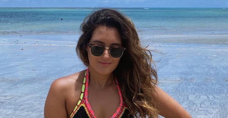 Filha gata de Fátima Bernardes deixa web babando ao exibir corpão malhado em clique de biquíni
