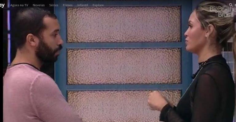 BBB21: Sarah e Gilberto debocham de Projota após eliminação de Nego Di: “Ficou mudo”