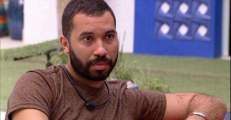 BBB21: Confinado, Gilberto é aceito com bolsa na Universidade da Califórnia, nos EUA