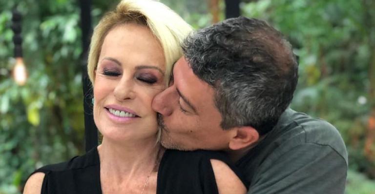Com o coração partido, Ana Maria Braga faz homenagem comovente a Tom Veiga: ”Que saudades do meu papagaio”