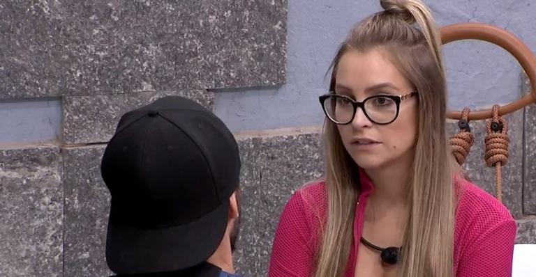 BBB21: Carla Diaz e Arthur se desentendem e protagonizam ‘DR’: “Só queria te ajudar”
