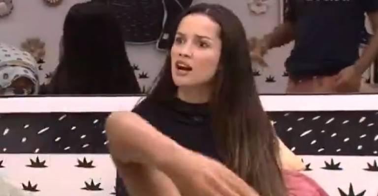 BBB21: Juliette revela tamanho de ‘dote’ de Gilberto e deixa brother envergonhado: “É um p***ão, viu?”