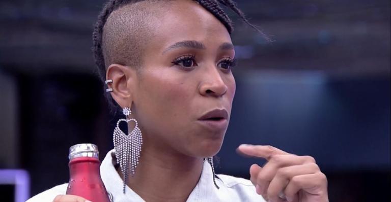 BBB21: Após levar patada, Karol Conká reflete sobre briga com Camilla de Lucas: ”Ela se descontrolou”