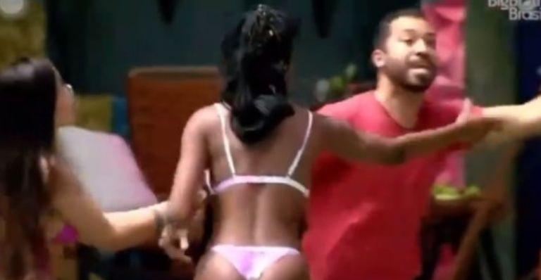 BBB21: Gilberto surta, briga com Arthur e pede para deixar confinamento: “Me tirem daqui”