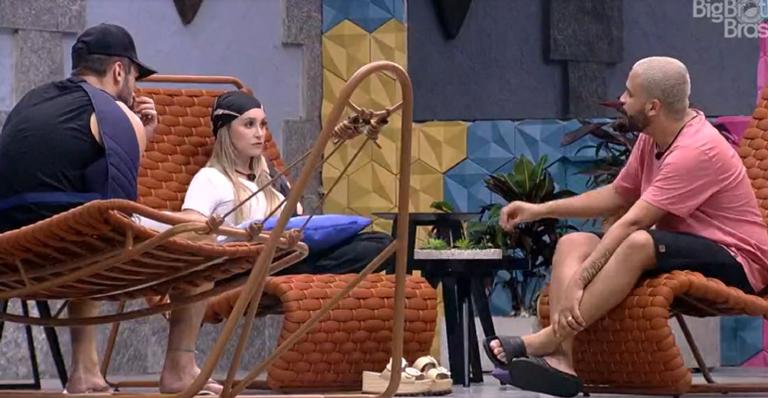 BBB21: Projota, Carla Diaz e Arthur combinam paredão e entregam medo de brother: ”Querido lá fora”