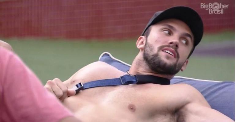 BBB21: Em conversa com Projota, Arthur detona Fiuk: ”Bafo do capeta”