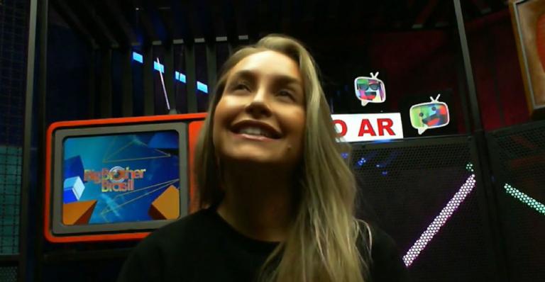 BBB21: Cutucada? Carla Diaz comenta após saída de Karol Conká: ”Consegui dormir mais tranquila”