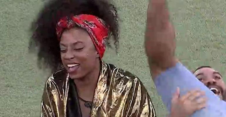 BBB21: Na seca, Lumena diz que vai pedir brinquedinhos sexuais para a produção: “Vou solicitar”