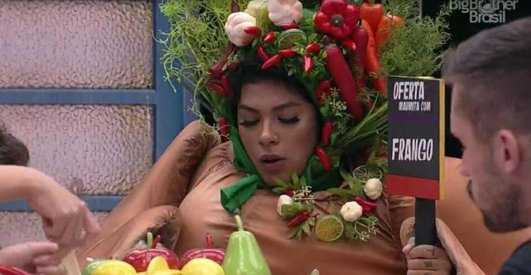 BBB21: Após receber monstro, Pocah reclama e diz estar se sentindo inútil no jogo