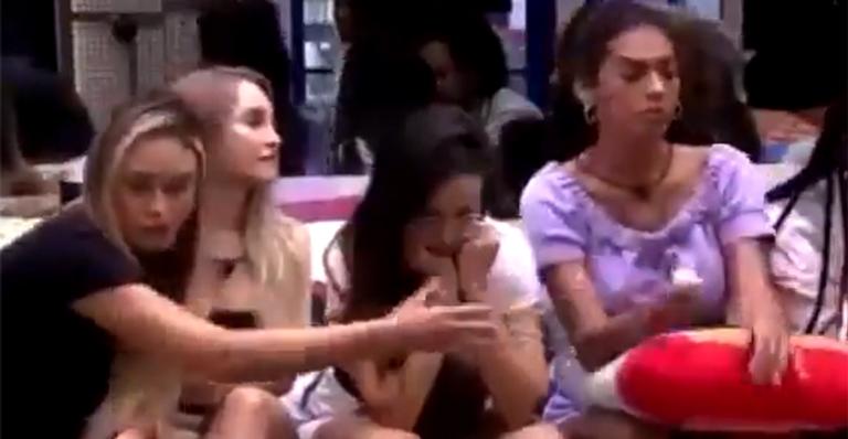 BBB21: Pocah surta ao ficar fora da prova do anjo e leva bronca de Tiago Leifert: “Pode buscar”