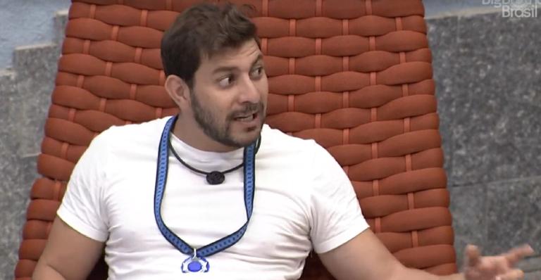 BBB21: Sem saber que está imune, Caio teme ir ao paredão: ”O público decide”