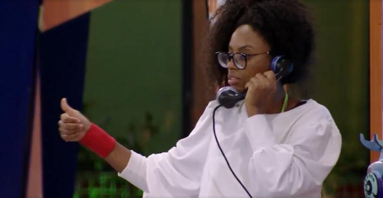 BBB21: Lumena e Arthur caem em trote de Big Fone: ”Esse programa é uma loucura”