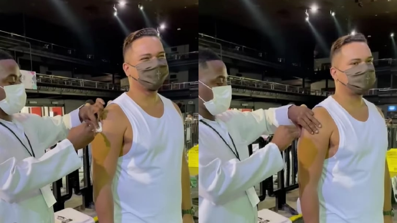 Aos 40 anos, vocalista do Sorriso Maroto, Bruno Cardoso, é vacinado e comemora: “Vontade de sair correndo por aí”