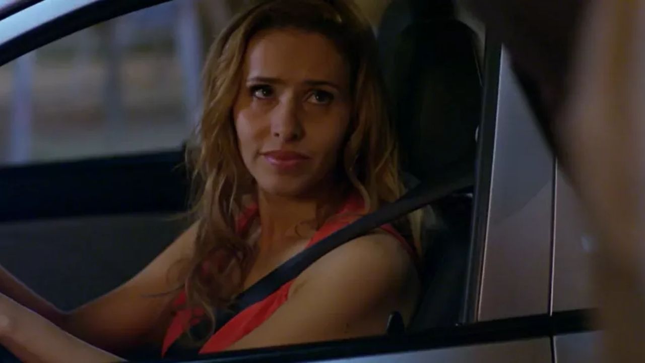 A Vida da Gente: Celina marca encontro romântico com Arthur e dá de cara com a ‘sogra’