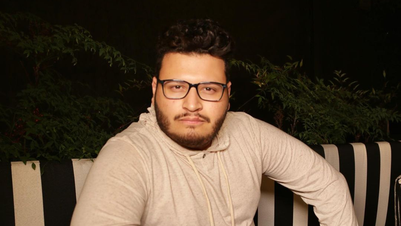 Mais de um ano após participação no BBB20, ex-BBB Victor Hugo revela ainda sofrer ataques: ”Não aguento mais”