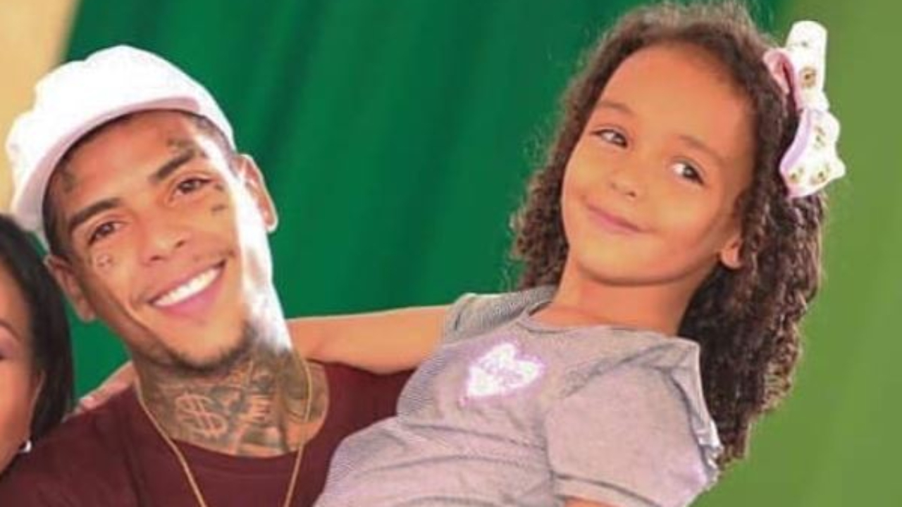 Ex de MC Kevin comove fãs ao revelar reação da filha após descobrir morte do pai: “Chorou junto comigo”