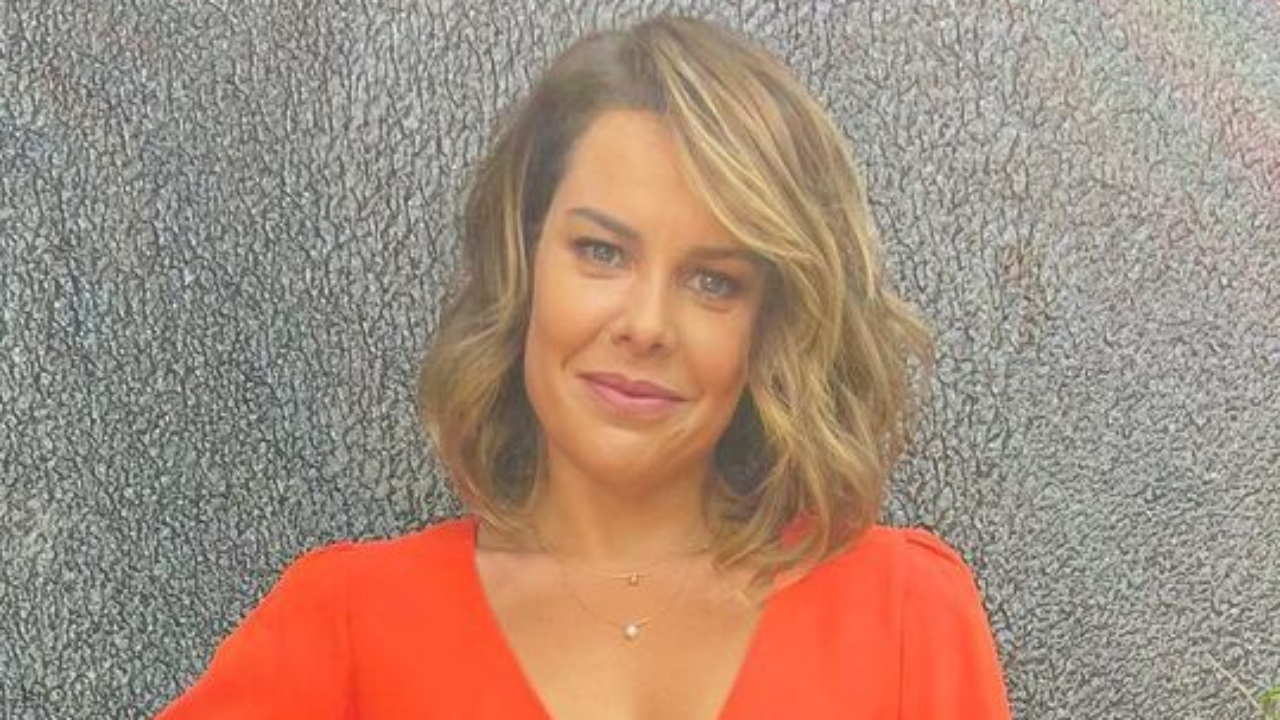 Fernanda Souza adere aos fios ruivos e deixa web boquiaberta ao apresentar novo visual após três anos