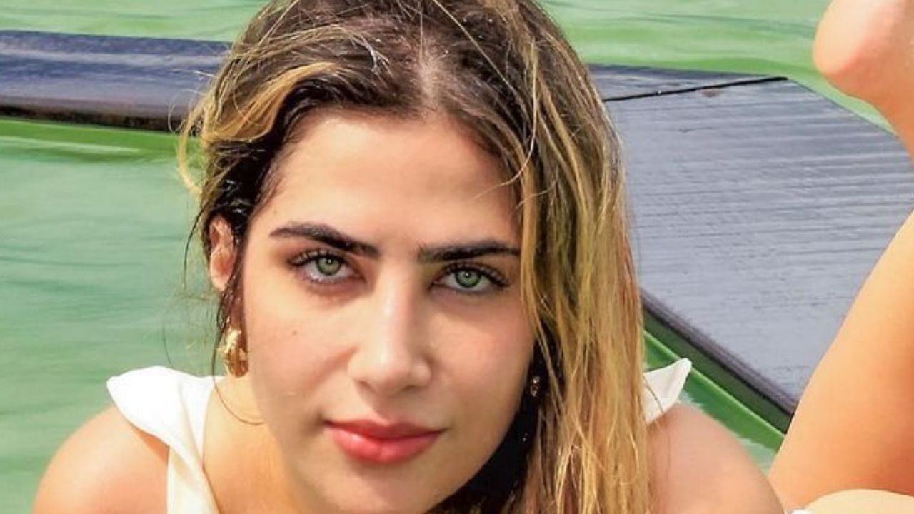 Que situação! Filha de Leonardo posa de biquíni após secar 30 kg e fãs criticam novo corpo: “Ficou estranha”
