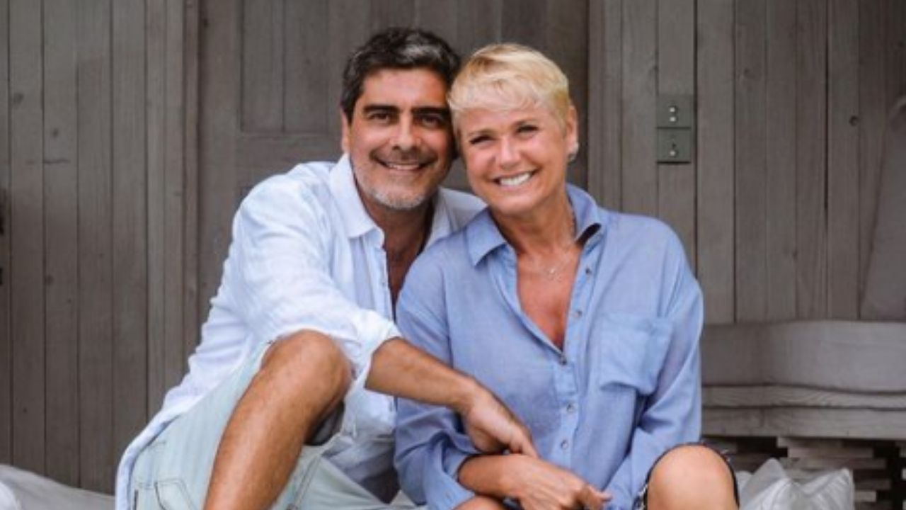 É o amor! Junno Andrade se derrete e faz declaração cheia de romance à Xuxa Meneghel: “Pra dizer que te amo”