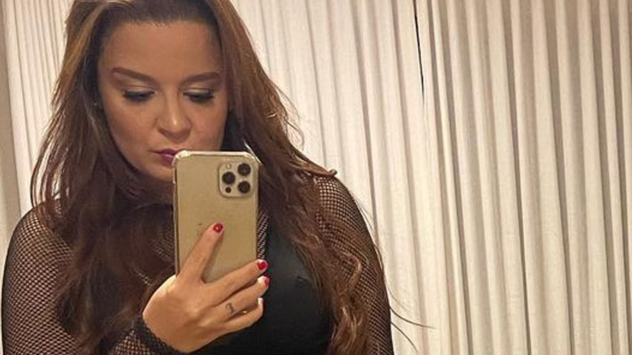 Maiara aparece com look ousado e mostra barriga sequinha em selfie no espelho: “Quem arrasa é ela”