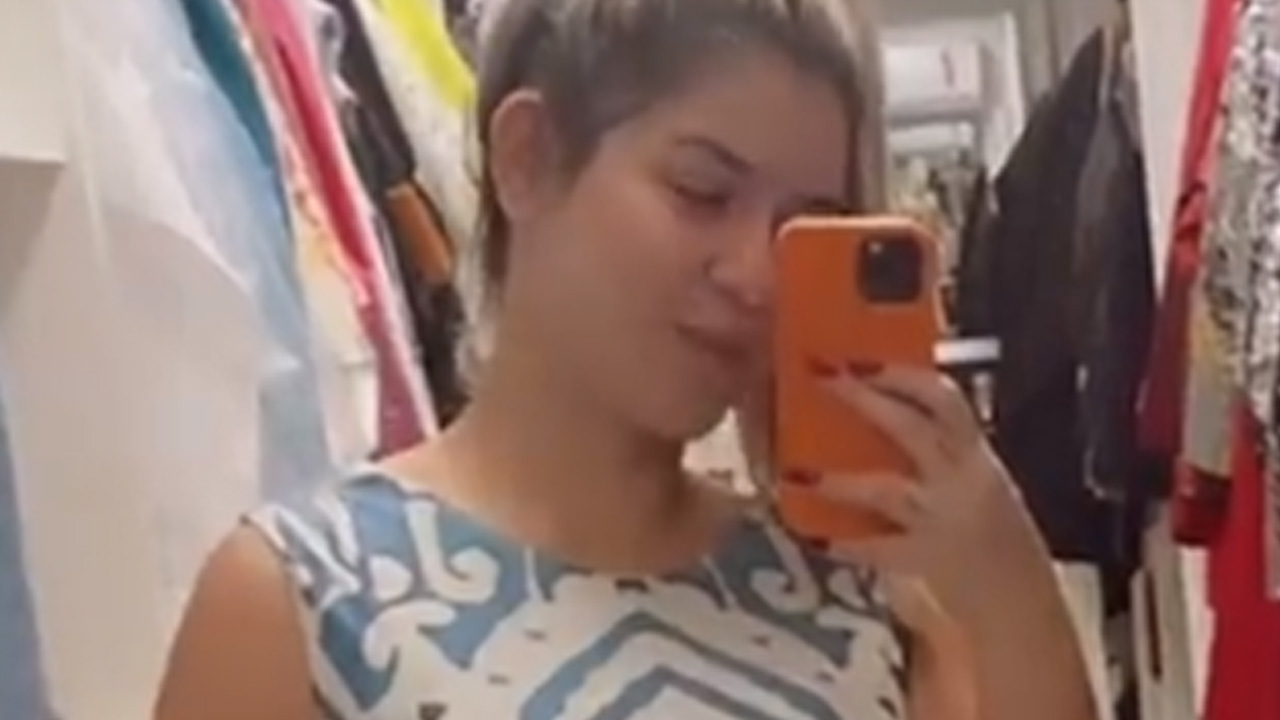 Magérrima, Marília Mendonça revela ter perdido 21kg e mostra resultado no espelho: “Graças a Deus”