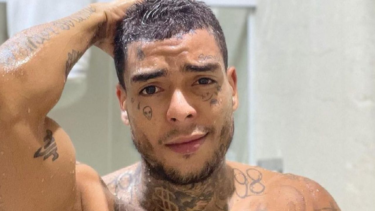 Comanda lista itens e valor consumido por MC Kevin com amigos e mulheres em quiosque; veja a lista