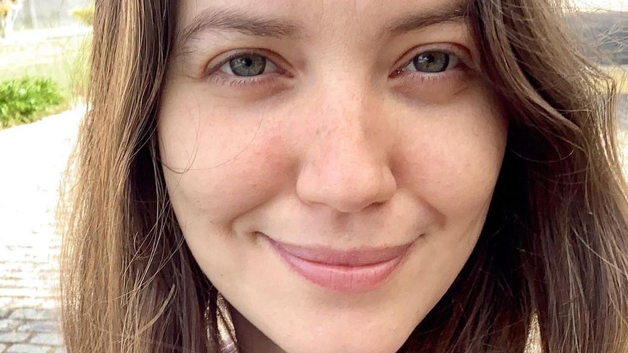 Nathalia Dill leva a filha de quatro meses para tomar vacina no SUS e encanta: “Coisa mais linda”