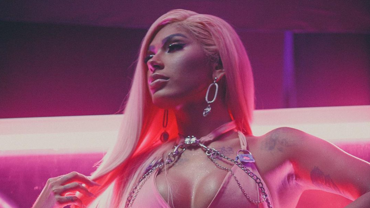 Com mais de 1M de visualizações, ex-BBB Pocah celebra sucesso de novo clipe: ”Do jeitinho que eu queria”