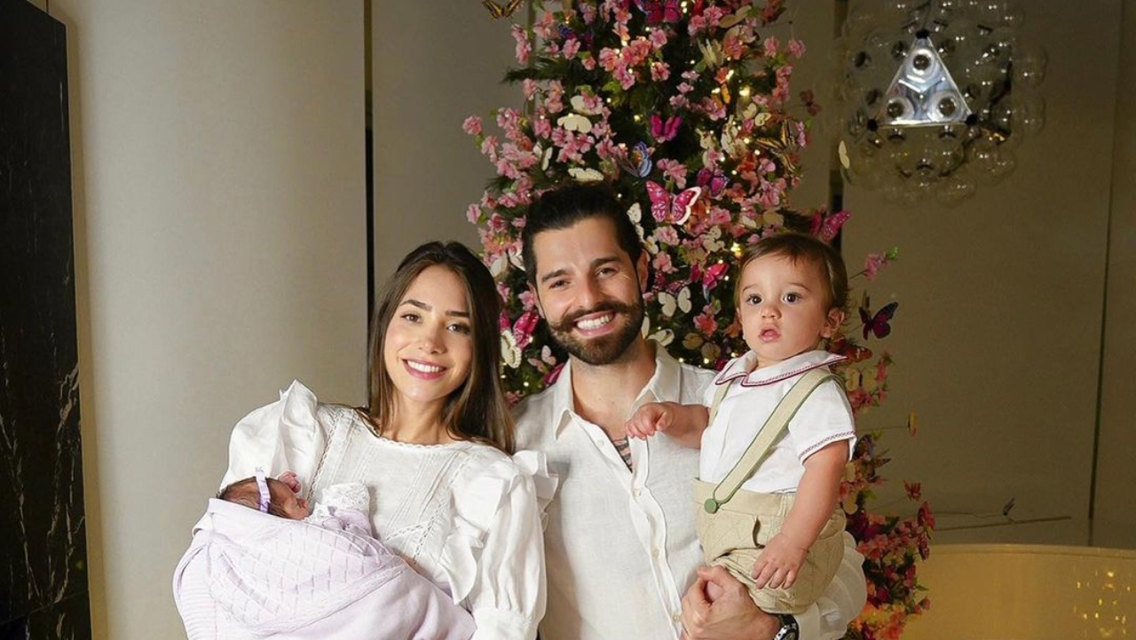 Após postar foto de ultrassom, Romana Novais desmente gravidez: ”Alok infartou”