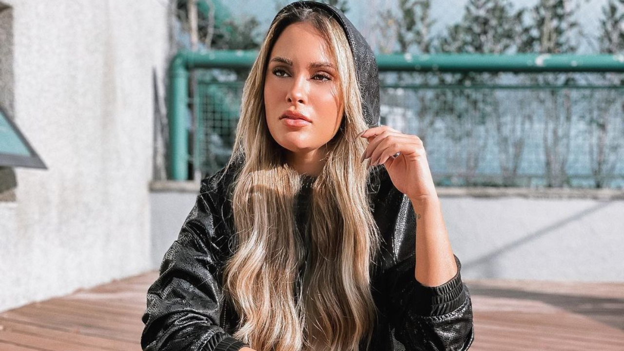 Ex-BBB Sarah Andrade responde internauta após ser atacada e desabafa: ”Só quero seguir meu caminho”