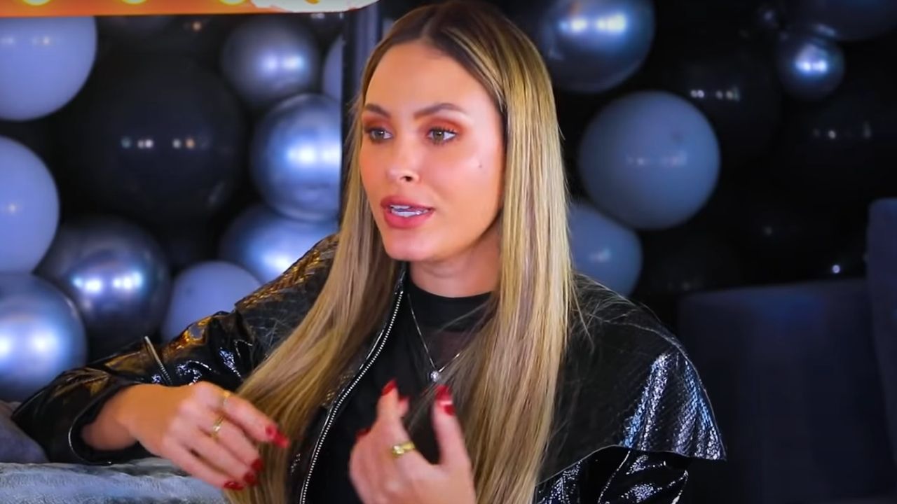 Fora do BBB21, Sarah entrega interesse amoroso em brother e não descarta romance: “É bonito, gente boa”