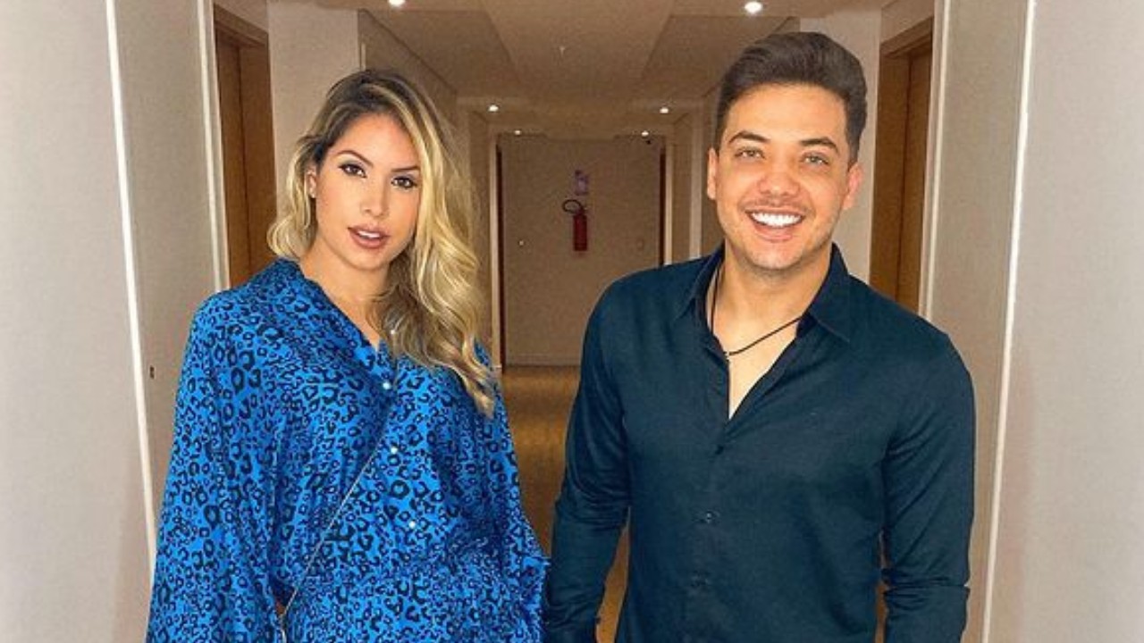 Wesley Safadão divide momento de intimidade com Thyane Dantas no quarto do casal: “Eu amo”
