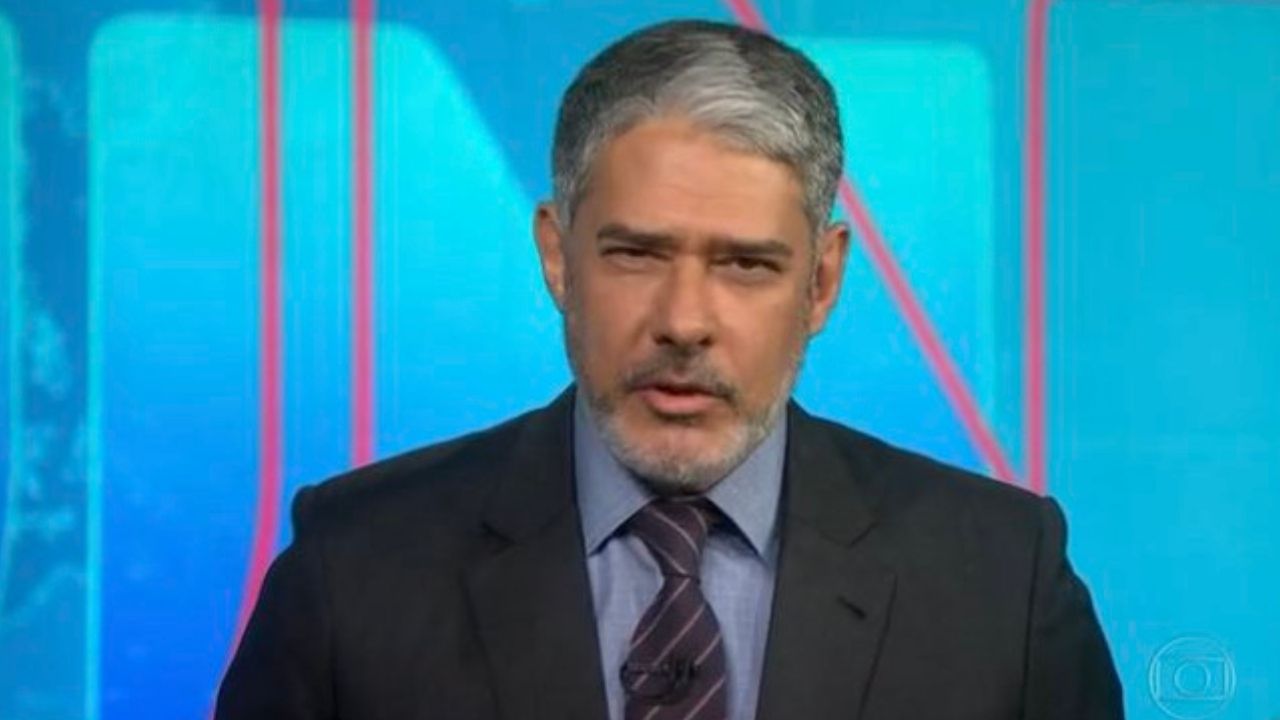William Bonner quebra o silêncio e explica porque mudou visual e deixou barba aparecer: “Gesto simbólico”