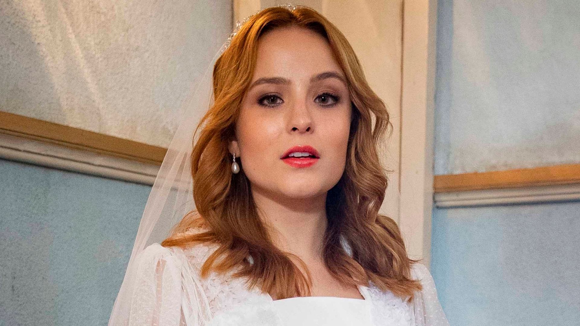 Além da Ilusão: Isadora se casa com Davi/Rafael e substitui Matias no casamento; veja o vestido